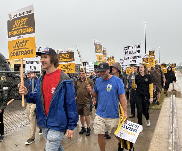 "Practice Picket" march in front of the UPS facility